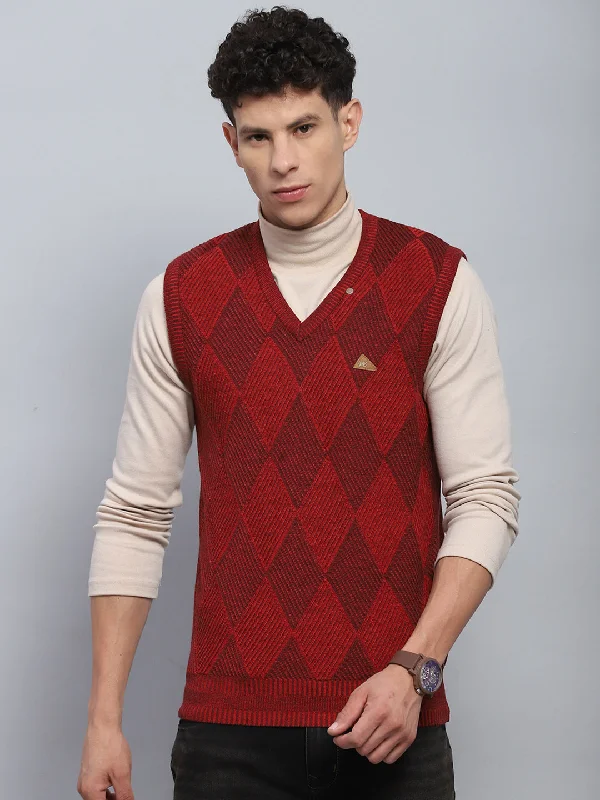 Men's Coats with ZippersMen Maroon Self Design V Neck Sleeveless Sweater