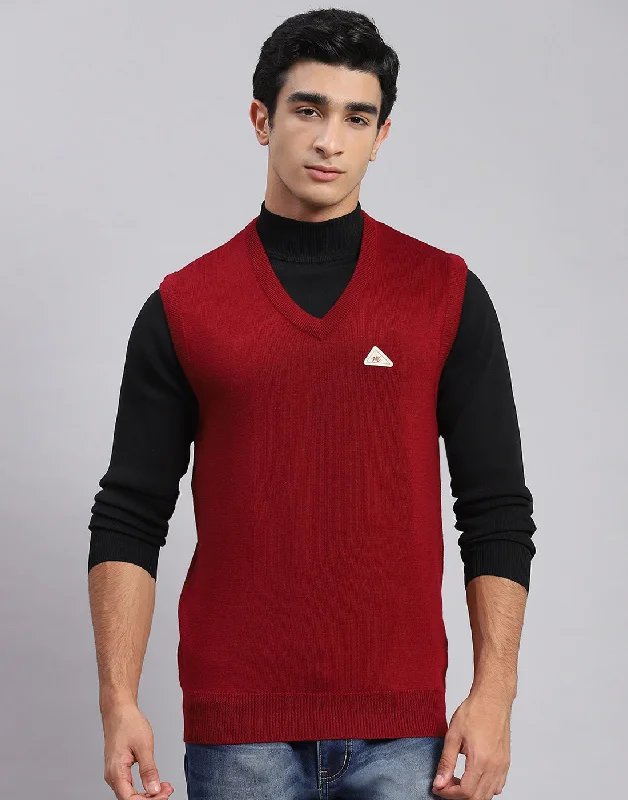 Men's Coats with Patchwork DesignsMen Maroon Solid V Neck Sleeveless Sweater