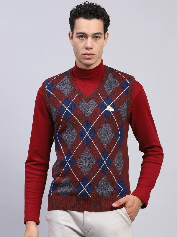 Men's Coats for Formal EventsMen Maroon Geometric V Neck Sleeveless Sweater