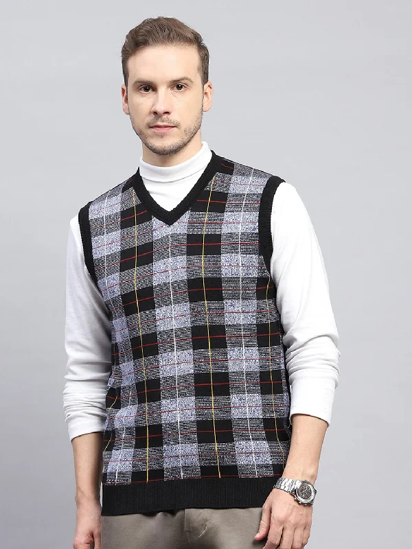 Men's Coats for WorkMen Black Check V Neck Sleeveless Sweater