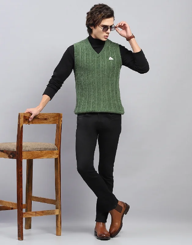 Men's Coats for Tall MenMen Green Self Design V Neck Sleeveless Sweater