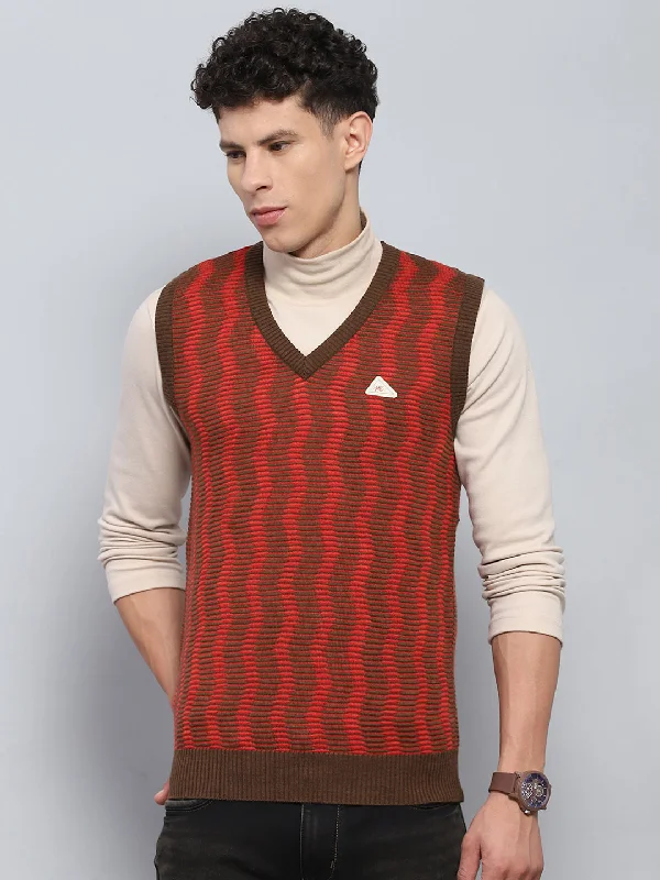 Men's Coats Made in the USAMen Brown Self Design V Neck Sleeveless Sweater