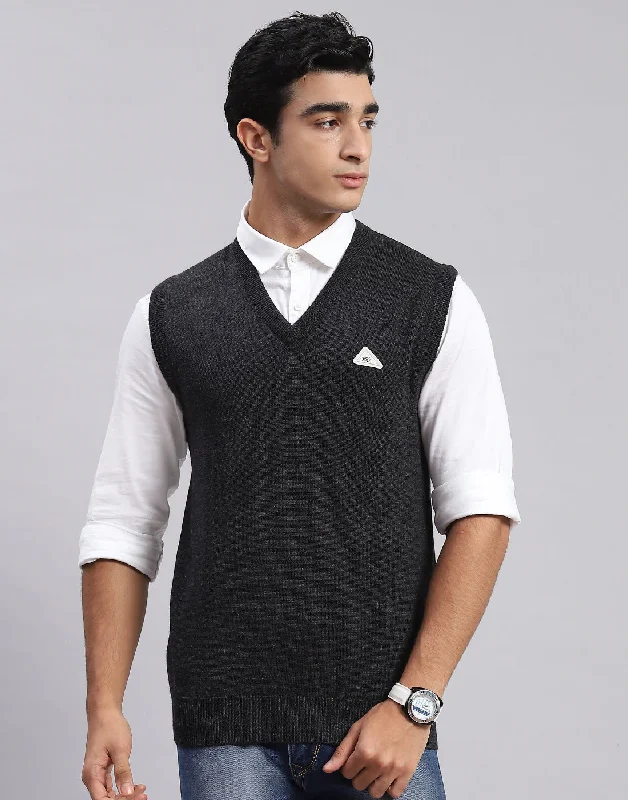 Men's Coats with Contrast StitchingMen Grey Solid V Neck Sleeveless Sweater