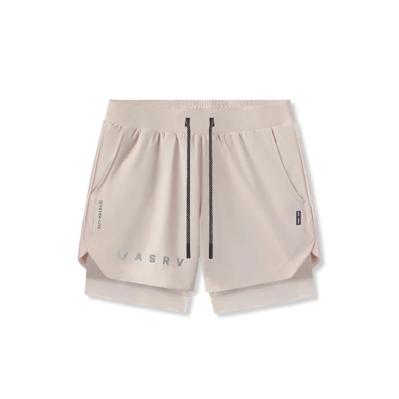 Men's Casual Pants for Everyday Wear0865. Tetra-Lite™ 5" Liner Short - Chai "Reflective Classic"