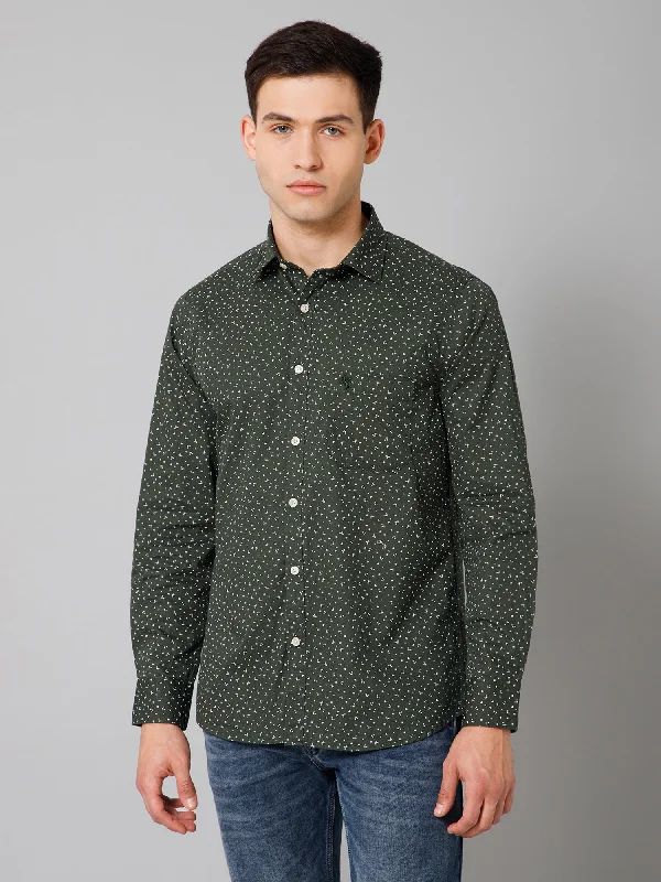 Men's Regular-Fit Shirts for a Classic FitMen's Dark Green Casual Floral Print Full Sleeve Shirt