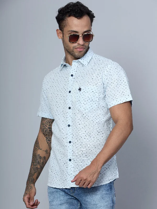 Men's Pattern-Clashing Shirts for Bold FashionMen's Light Blue Casual Floral Ditsy Print Half Sleeve Shirt