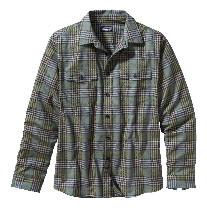 Men's Pattern-Play Shirts for a Fun TwistMen's Long-Sleeved Buckshot Shirt