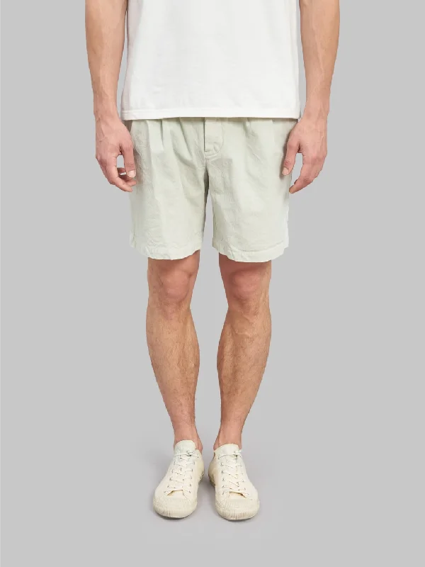 Men's Unique and Designer Bottom Wear for a Statement LookSeuvas 10oz Canvas Tapered 2Tuck Shorts Matcha