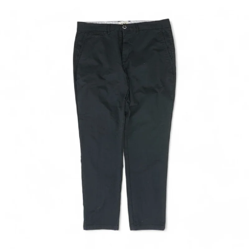 Lightweight Men's Linen PantsBlack Solid Chino Pants