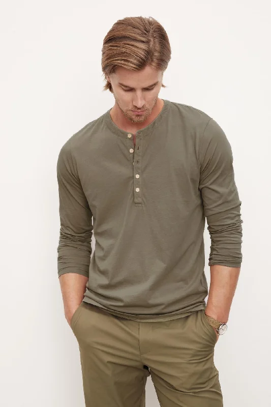 Versatile Men's Tank TopsALVARO HENLEY